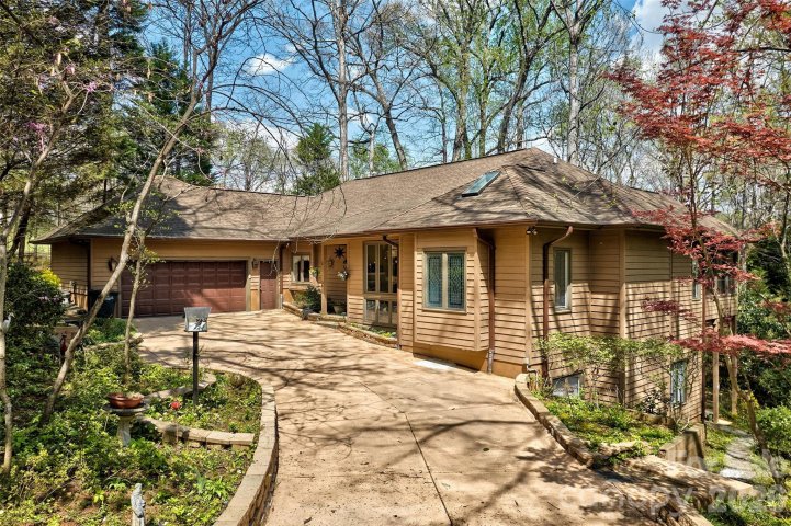 36 Timberidge Drive pending home in River Hills, Lake Wylie, SC