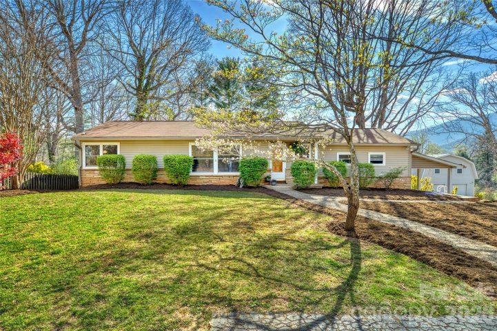 316 Wilson Avenue sold home in Grovemont, Swannanoa, NC