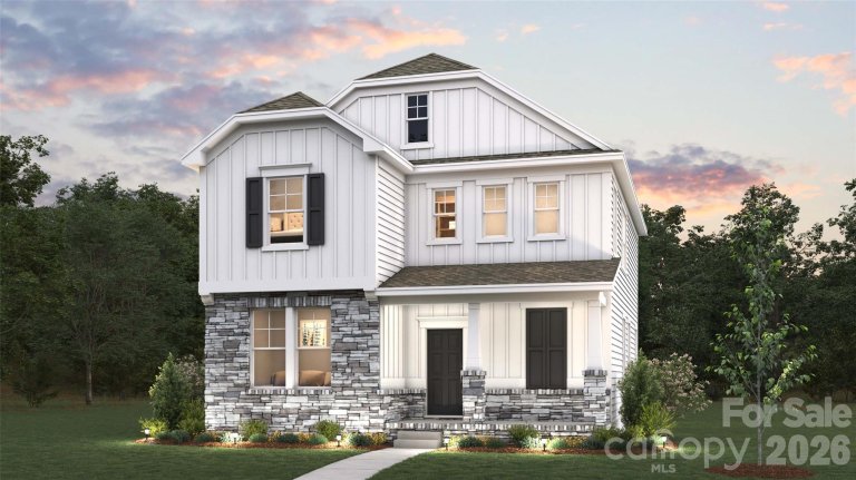 9327 Carver Avenue active home in Oak Grove Hill, Huntersville, NC