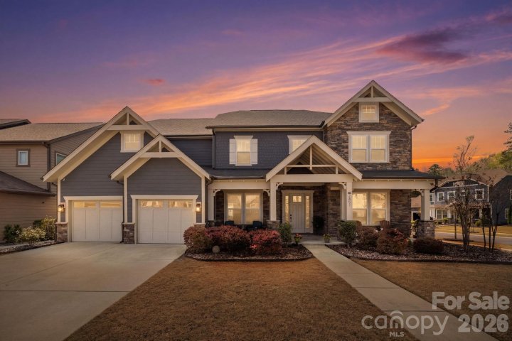 2451 Paddlers Cove Drive pending home in Paddlers Cove, Clover, SC