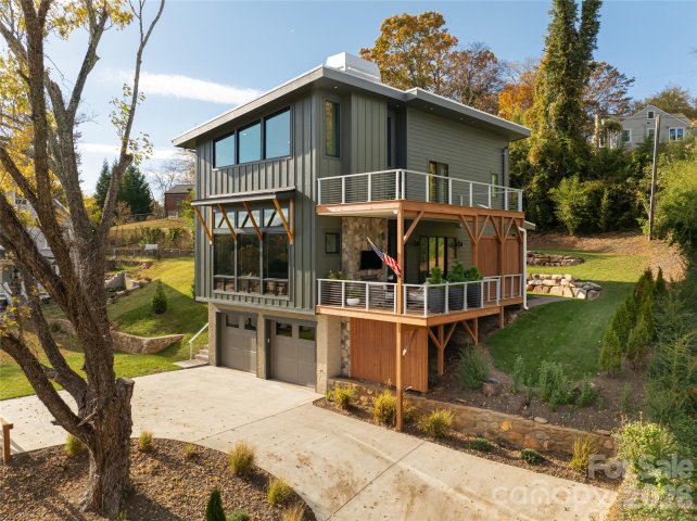 249 Fairway Drive sold home in Beverly Hills, Asheville, NC