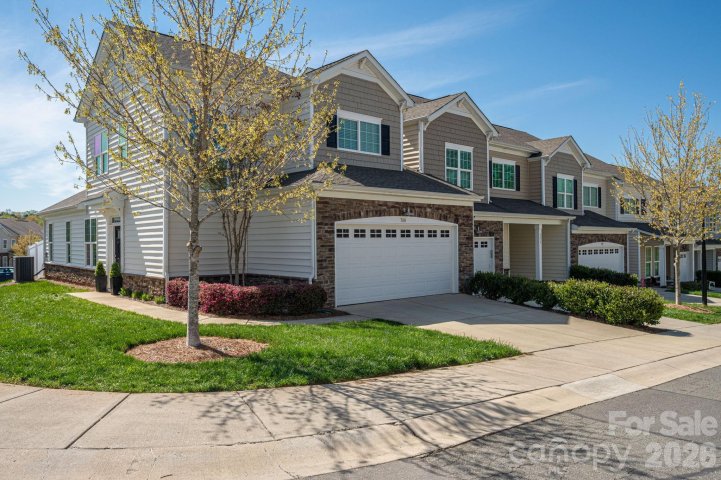 780 River Park Road pending home in Waters Edge, Belmont, NC