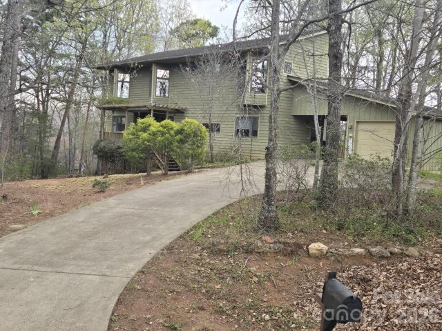 171 Wilson Court active home in Rumbling Bald On Lake Lure, Lake Lure, NC