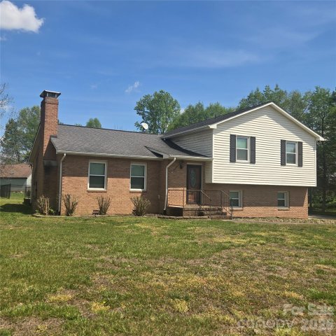 109 Bonnie Lane pending home in Meadowview Estates, Statesville, NC