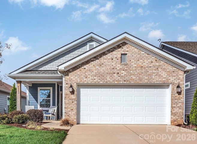 6243 Scuttle Lane active home in Trilogy Lake Norman, Denver, NC