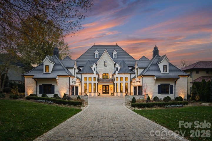 A home in Longview, Waxhaw