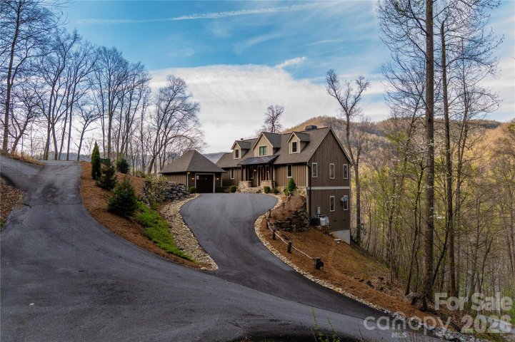 86 Indigo Bunting Court active home in Bear Lake Reserve, Tuckasegee, NC