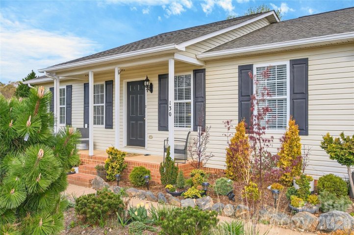 130 State Park Road sold home in Meadow Glen, Troutman, NC