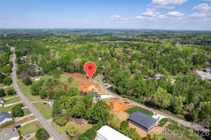 149 Poplar Grove Road pending home in Brawley Downs, Mooresville, NC