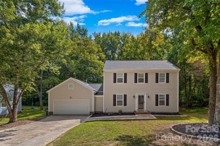 2006 Killarney Place pending home in Wexford, Charlotte, NC