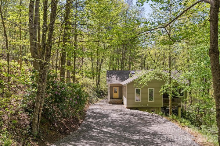 608 Brandywine Road sold home in Shadow Woods, Waynesville, NC