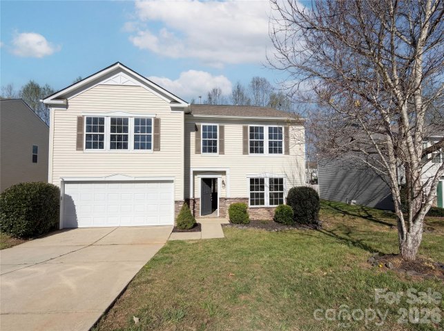 752 Ladino Lane pending home in Clover Meadows, Clover, SC