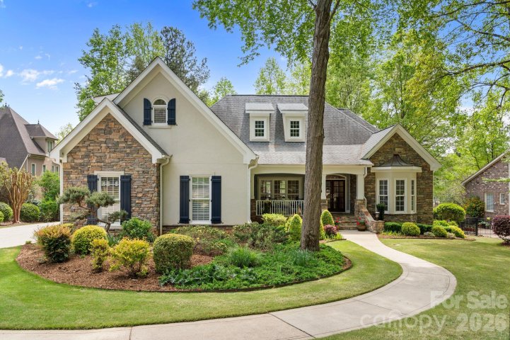 7902 Chapel Creek Drive pending home in Sailview, Denver, NC