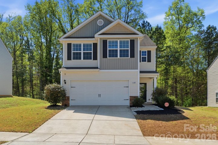 9528 Weikert Road pending home in The Reserve At Canyon Hills, Charlotte, NC