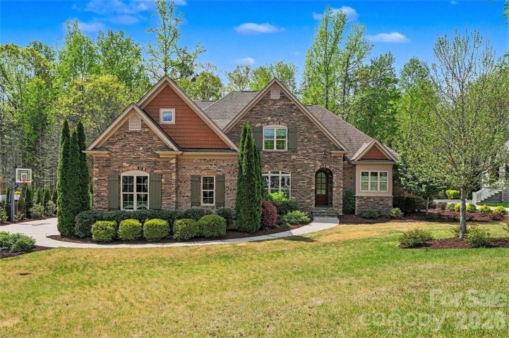 17909 Nodghia Circle pending home in River Run, Davidson, NC