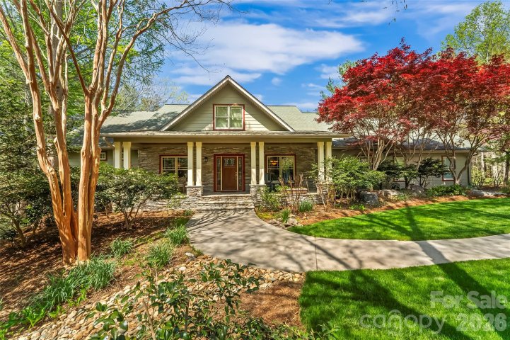 1668 Southpointe Drive pending home in Southpointe, Morganton, NC