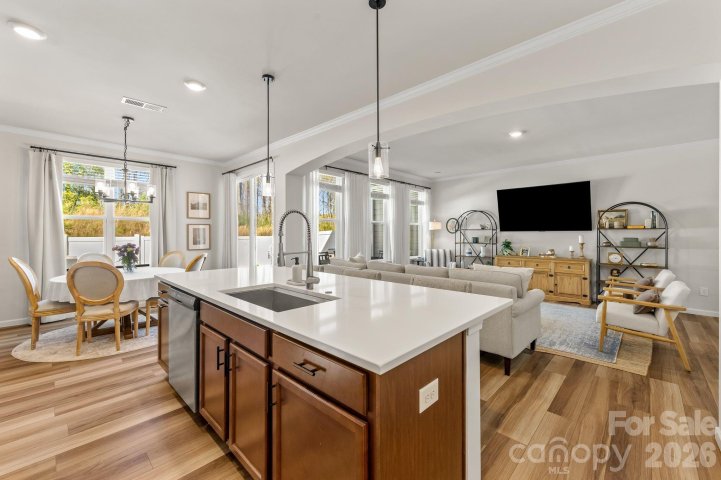 8208 Merryvale Lane sold home in Redwood Rookery At The Vineyards, Charlotte, NC