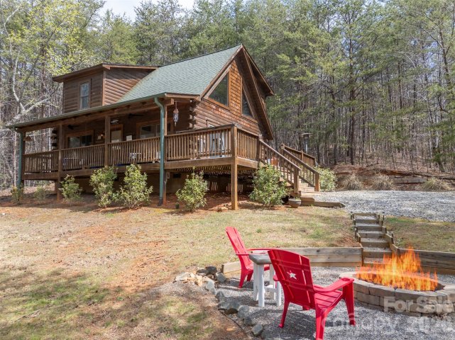 418 Owls Ridge Drive active home in South Mountain Peaks, Bostic, NC