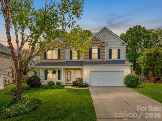 6135 Maple Leaf Avenue pending home in Rocky River Crossing, Harrisburg, NC