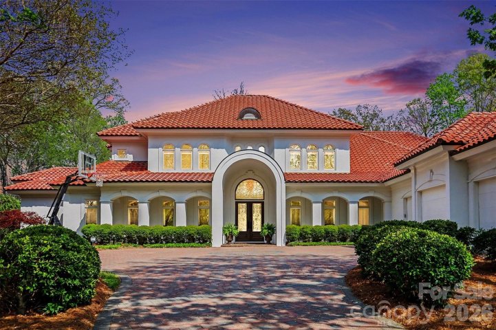 7225 Governors Row active home in Piper Glen, Charlotte, NC