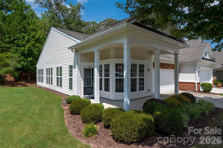 9009 Smokey Hill Lane active home in Sun City Carolina Lakes, Fort Mill, SC