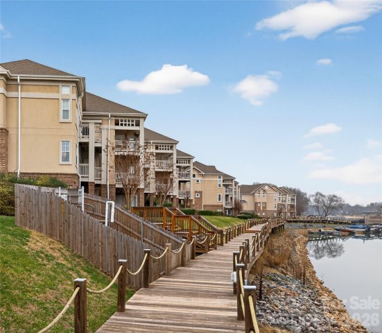 104 Pier 33 Drive sold home in Pier 33, Mooresville, NC