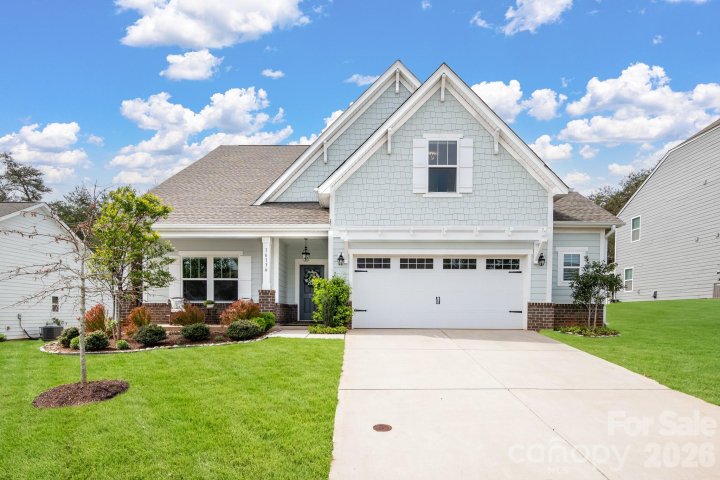 16136 Commodore Drive active home in Edgewater, Lancaster, SC