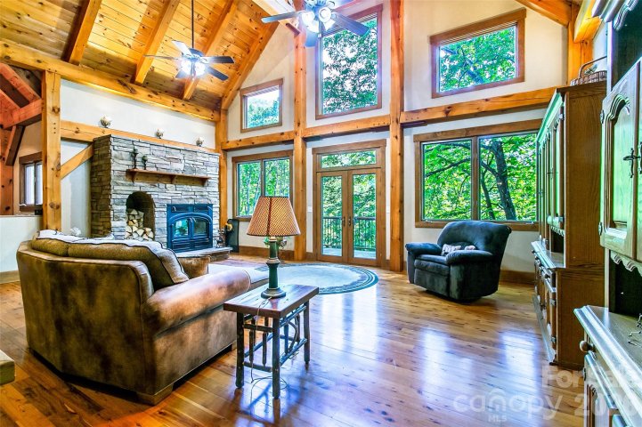 58 Great Aspen Way active home in Laurel Ridge, Black Mountain, NC