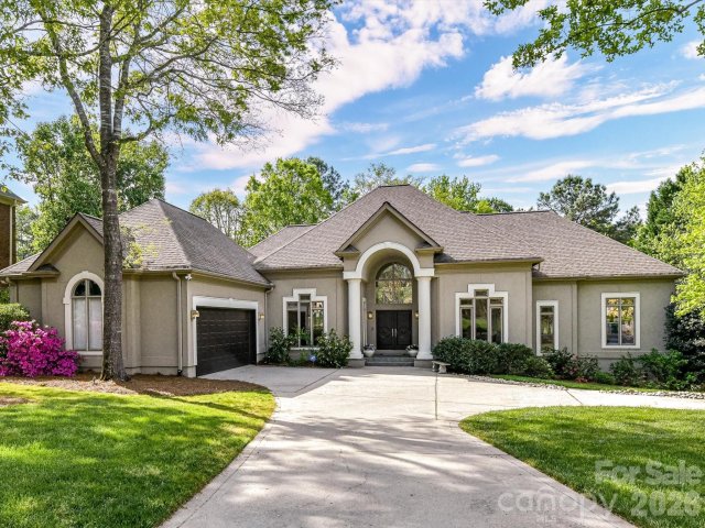 15615 Mccullers Court active home in Ballantyne Country Club, Charlotte, NC