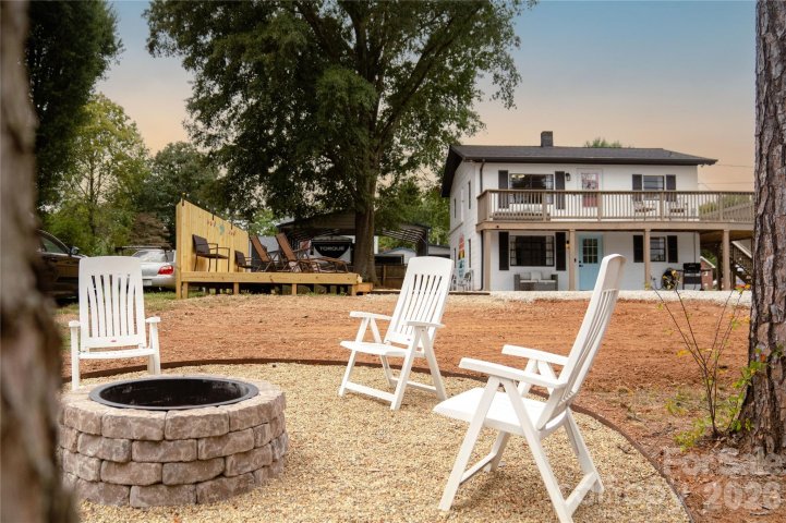 115 117 Bowfin Circle sold home in Commodore Peninsula, Mooresville, NC