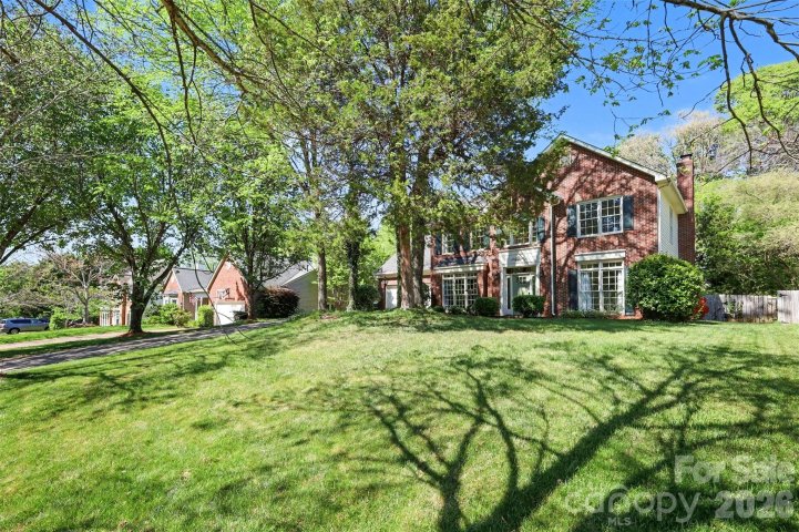 Homes in Thornblade, Matthews