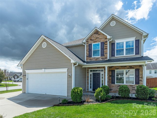 222 Haw River Road sold home in River Stone, Fletcher, NC
