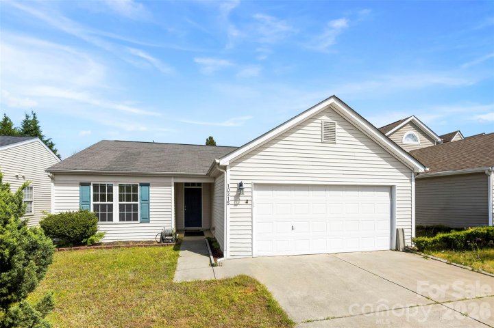 10215 Orchard Grass Court pending home in Planters Walk, Charlotte, NC