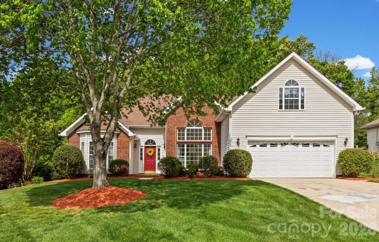 127 Nims Spring Drive sold home in Whitegrove, Fort Mill, SC