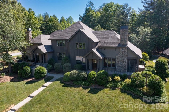 16 Hollyberry Lane pending home in Straus Park, Brevard, NC