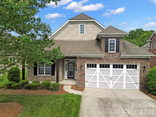 7924 Honey Fig Road pending home in Stone Creek Ranch, Charlotte, NC