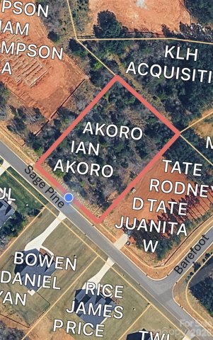 1309 Sage Pine Circle pending home in Shepherds Trace, Clover, SC