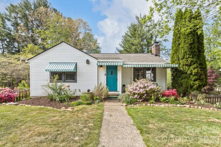 163 Arthur Road sold home in Malvern Hills, Asheville, NC