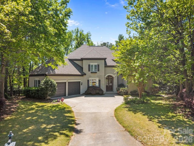 11123 Pound Hill Lane active home in Ballantyne Country Club, Charlotte, NC