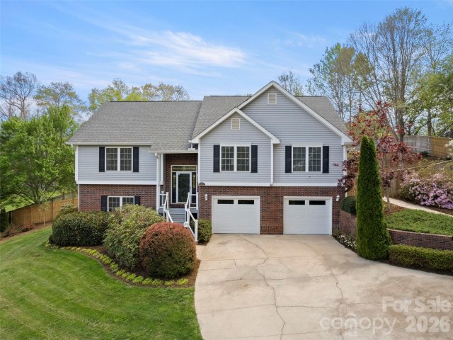 36 Ashley Woods Drive sold home in Ashley Woods, Arden, NC
