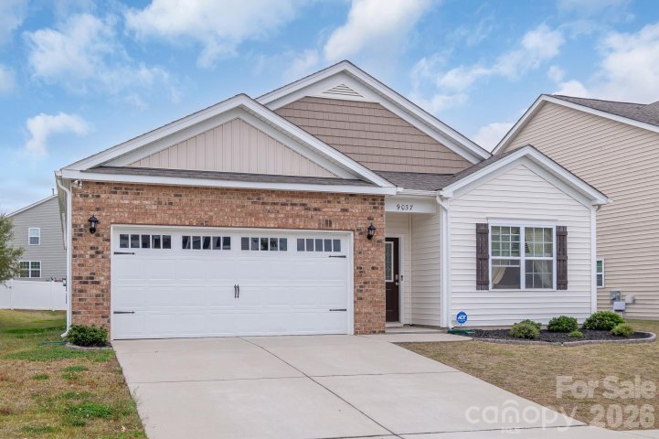 9037 Remnick Drive pending home in Nolen Farm, Gastonia, NC