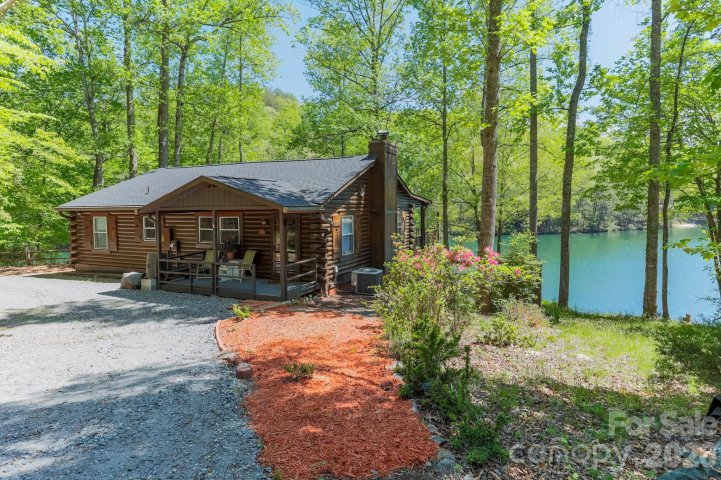 116 Teal Lane active home in Riverbend At Lake Lure, Lake Lure, NC