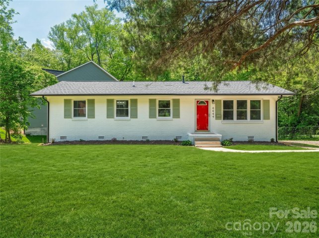 4844 Hidden Valley Road pending home in Hidden Valley, Charlotte, NC
