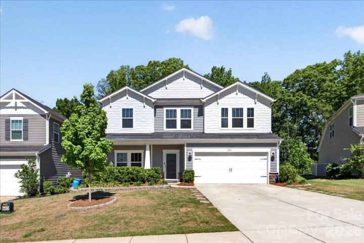 Homes in Amberley, Belmont