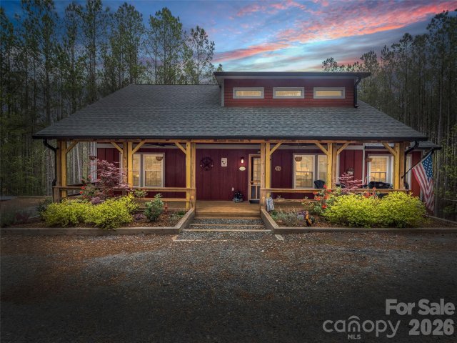 A home in Hillcrest, Mill Spring