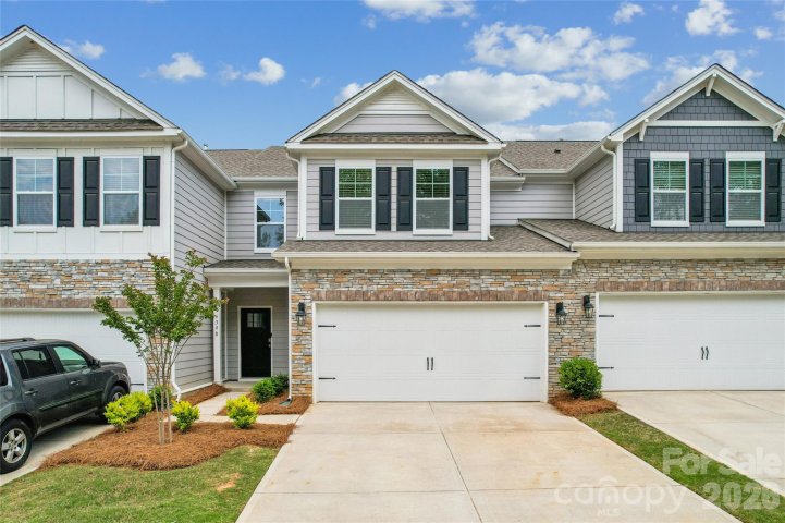 4398 Bronze Boulevard active home in Blackstone Bay, Sherrills Ford, NC