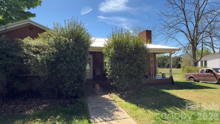 1582 Dutch Cove Road sold home in Beaverdam, Canton, NC