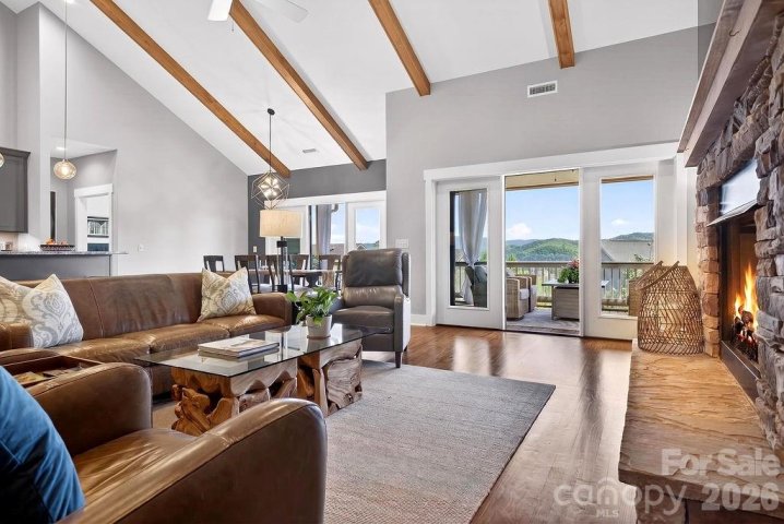 70 Copper Creek Lane active home in Cummings Cove, Hendersonville, NC