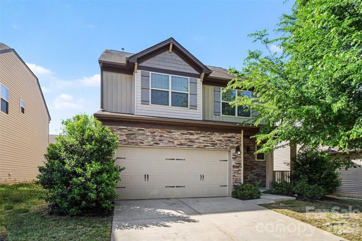 2828 San Saba Street pending home in The Rapids At Belmeade, Charlotte, NC