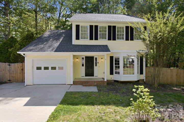 110 Southwick Court active home in Southchase, Fletcher, NC